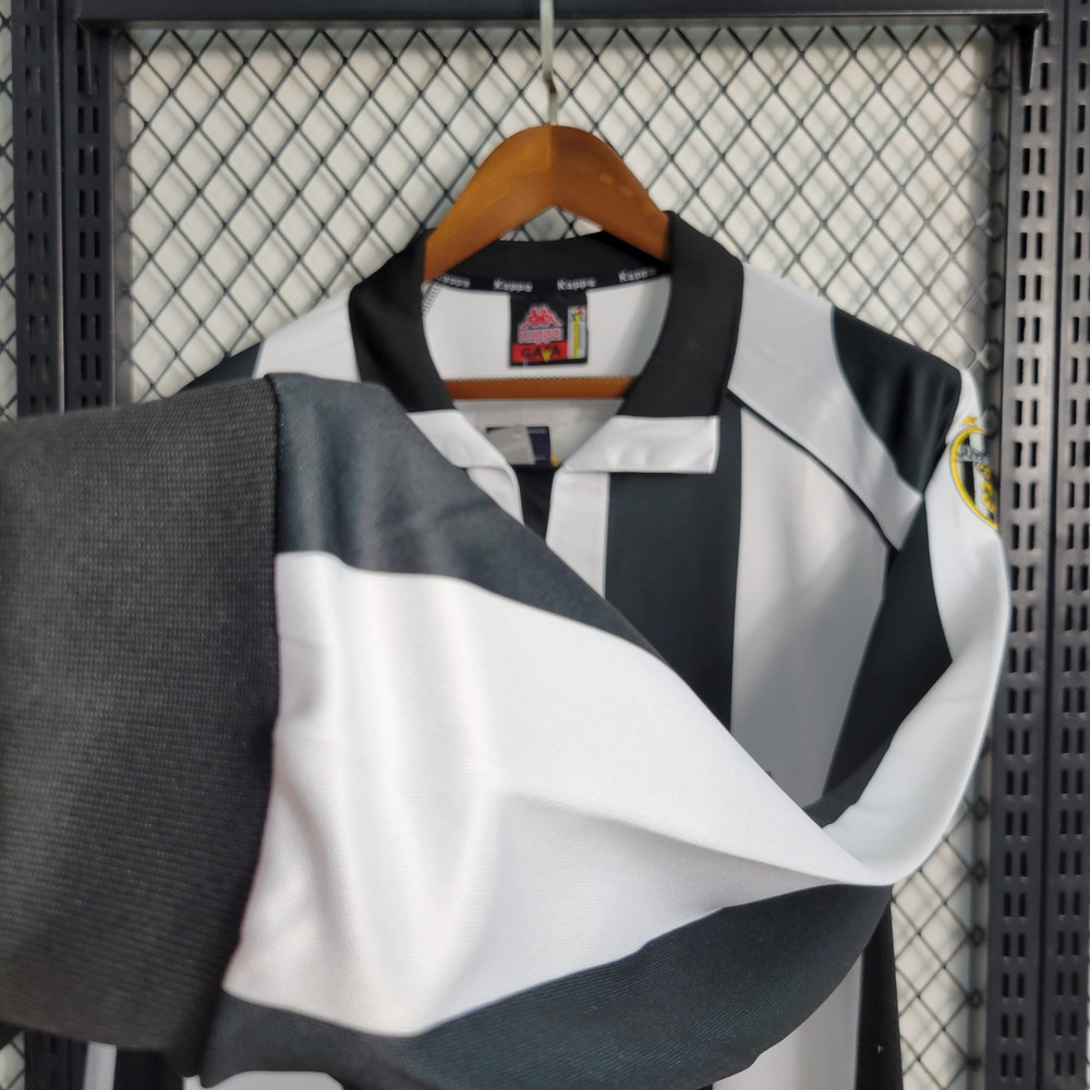 Juventus Long Sleeve Retro 1997/98