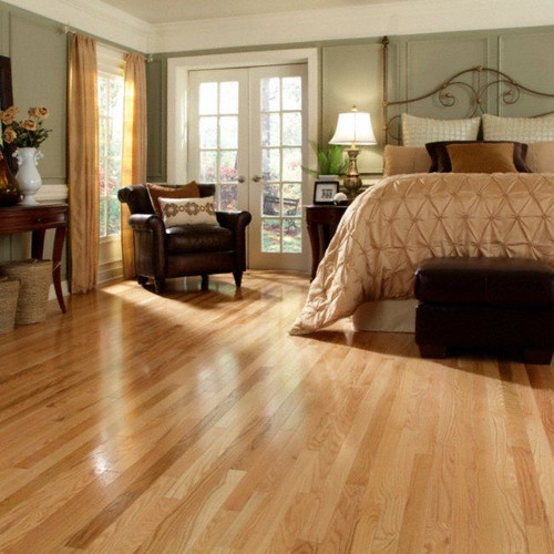 Mullican Muirfield Red Oak Natural 4" Wide 3/4" Solid Hardwood Flooring 19909 room