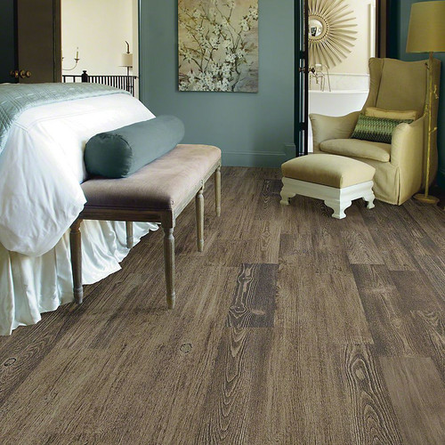 SPECIAL BUY - Shaw Floorte Exquisite Liberty Pine 7.5" x 72" Waterproof Engineered Hardwood Flooring with Attached Pad 05069