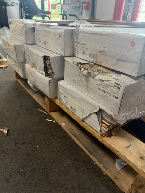 CLEANING OUT THE WAREHOUSE - Shaw Brooksville Conway 5" Wide 3/8" Thick Engineered Hardwood 00698 SQFT Price : 1.39