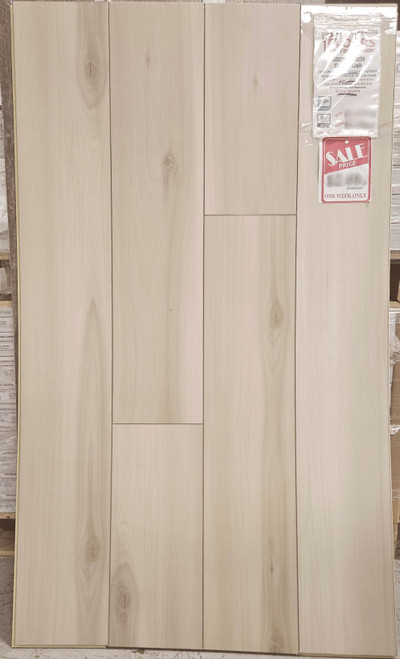 MOVING SALE - Shaw Floorte Distinction Plus - Dutch Oak - WPC Click Together - Waterproof Luxury Vinyl Plank 7" x 48" 01024 SQFT Price : 2.89