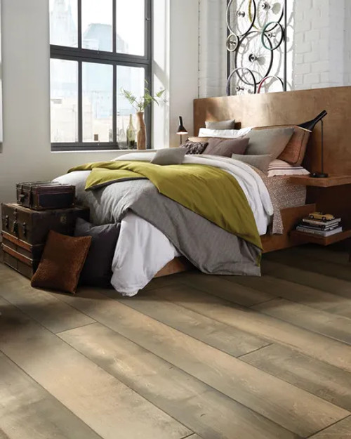 SUPER PREMIUM - Shaw Repel Landmark Independence Hall Maple Hardwood 9.25" Wide 1/2" Thick Engineered Hardwood 01012 SQFT Price : 3.69 room