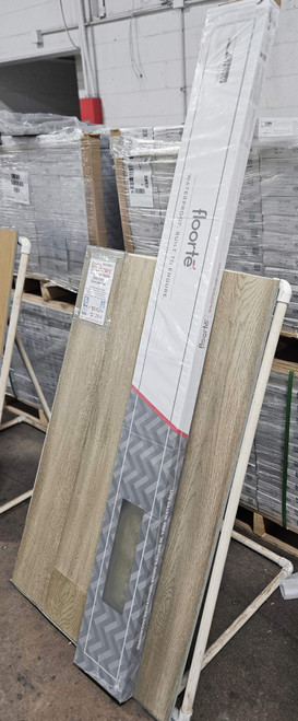 WATERPROOF HARDWOOD - Shaw Floorte Exquisite Silverado Oak 7.5" x Random Lengths Waterproof Engineered Hardwood Flooring with Attached Pad 05065