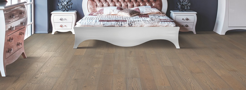 Mohawk TecWood Select Mod Revival Dorian Gray Oak 7.5" Wide 1/2" Thick Engineered Hardwood Flooring room