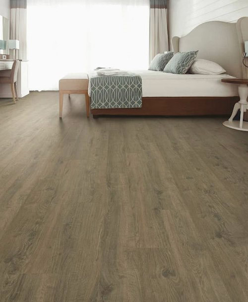 Quick-Step Harvon Manilla Oak 7" Wide 9/16" Thick Engineered Hardwood Flooring HOL732F - Sample