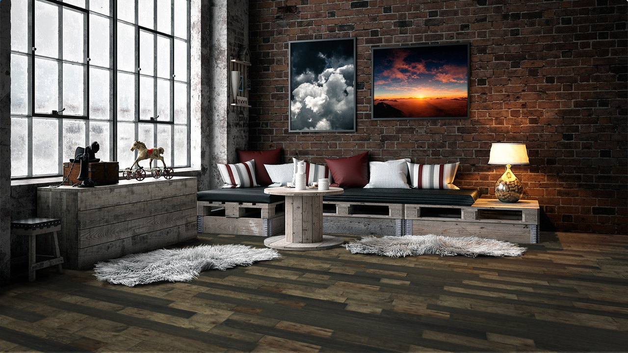 Viking Hardwood Hickory Bristol Tavern 5" Wide 3/4" Thick Solid Hardwood Flooring VK053-B15 - Sample