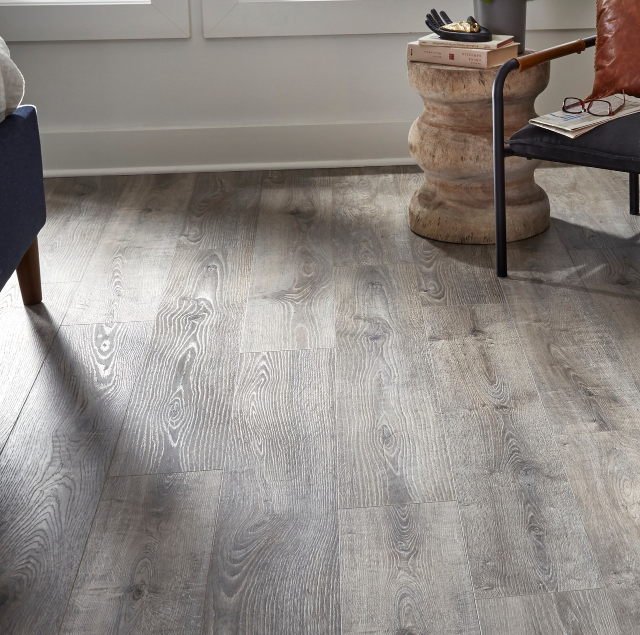 LIMITED TIME OFFER - Style Selections Osten Oak - 8 mm 7.48" x 50.67" Click Together Laminate L1202 - Sample