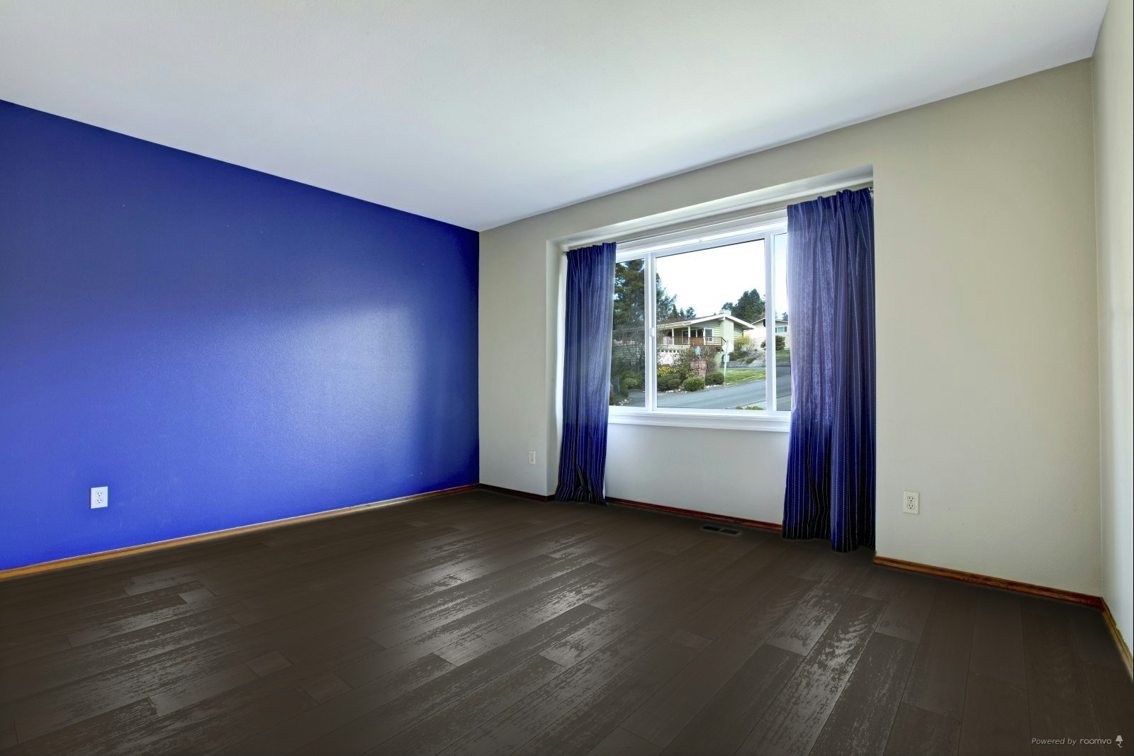 Mullican Euro Sawn White Oak Harbor Mist 7" Wide - 1/2" Thick Engineered Hardwood Flooring 21685 SQFT Price : 3.39 room