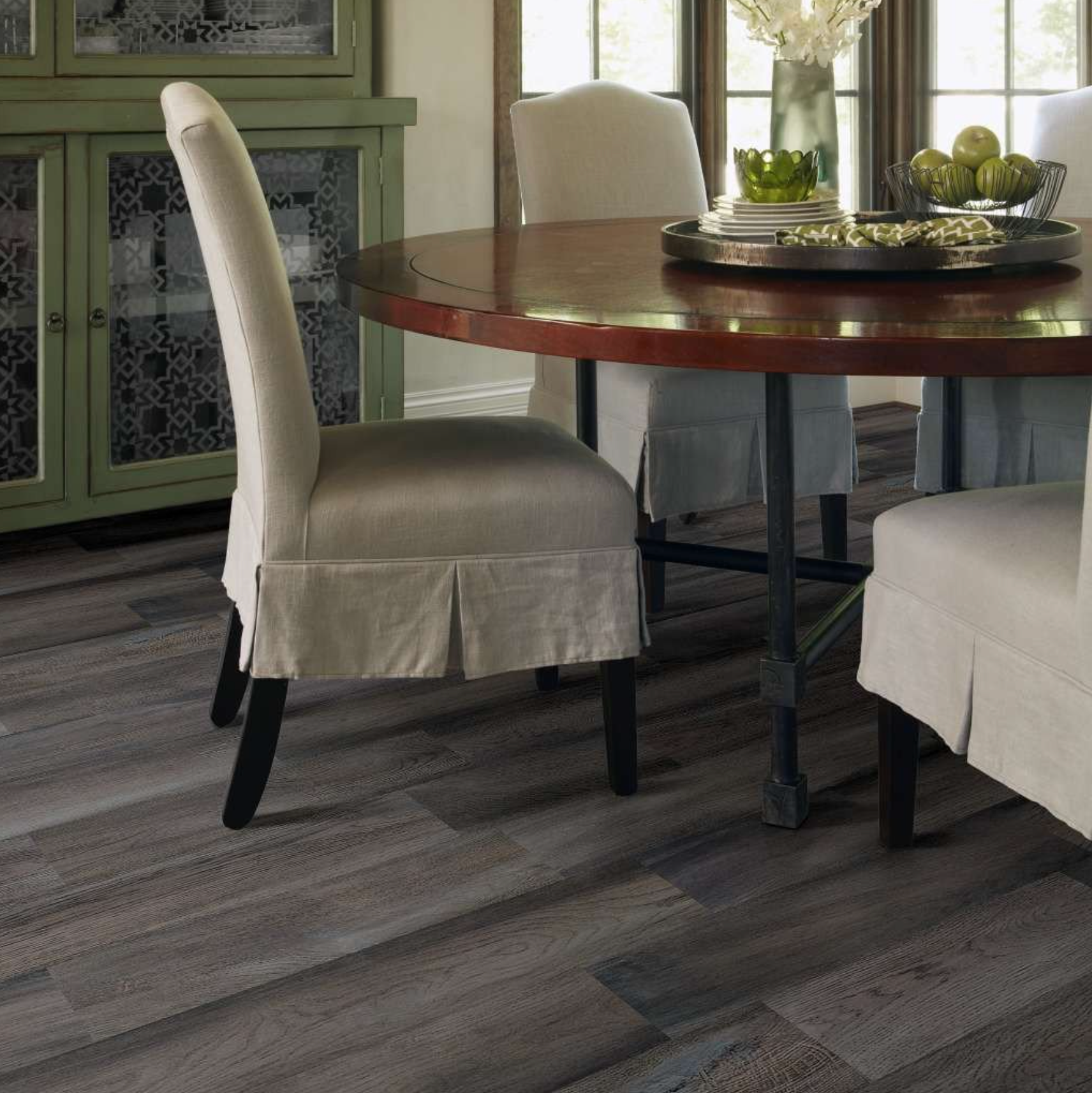 WATERPROOF HARDWOOD - Shaw Floorte Exquisite Ashton Oak 7.5" x Random Lengths Waterproof Engineered Hardwood Flooring with Attached Pad 01054