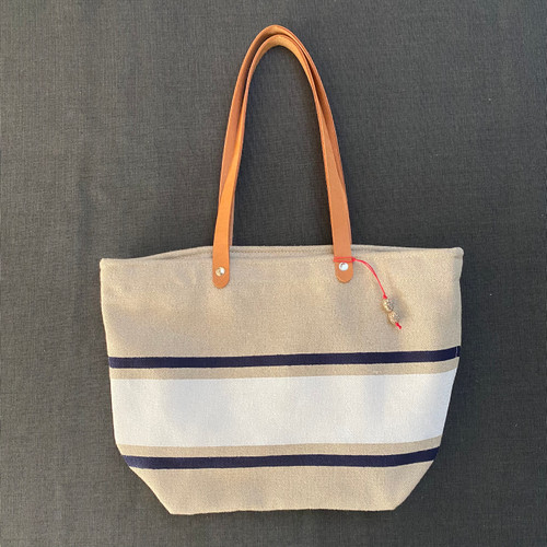 Market Bag (M) White/Navy Pinstripes