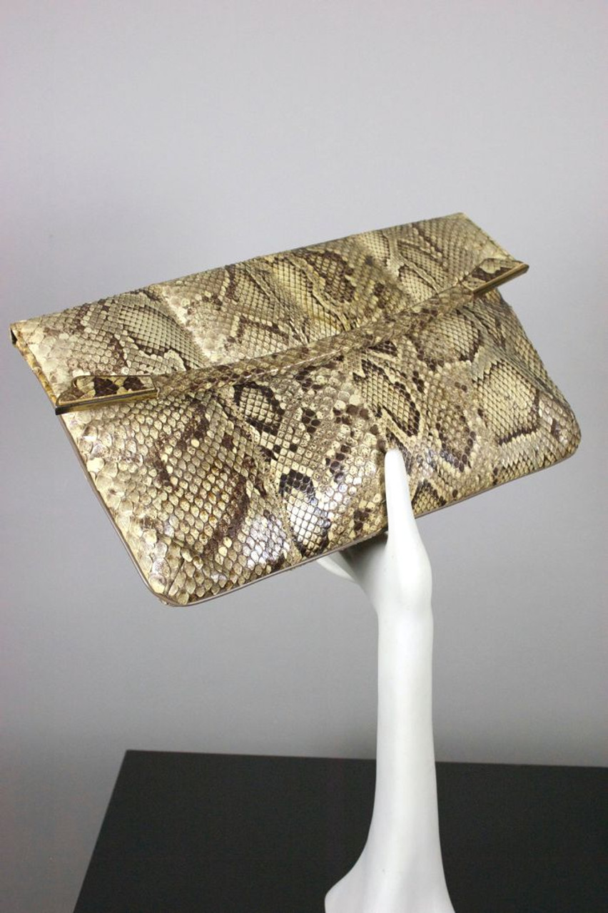 Fashion Luxury Designer Wedding 2024 Envelope Gold Ladies Bag Evening Bag  Party Leather Fancy Unique Bridal Clutch Purse - China Wholesale Designer  Bags and Switch price | Made-in-China.com