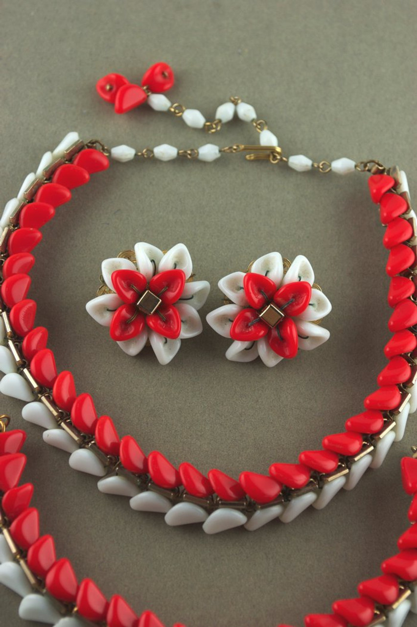 Pineapple Beads, Clay Beads, red beads, bracelet necklace earrings, je –  Swoon & Shimmer