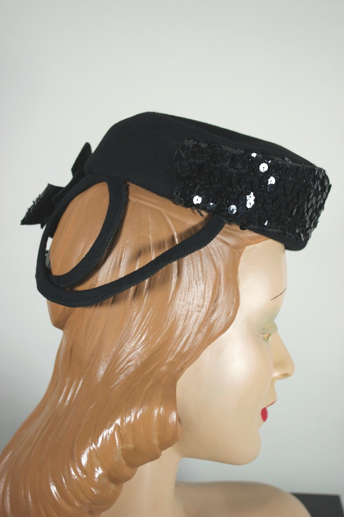 Black felt sequins trim 1940s tilt hat pillbox