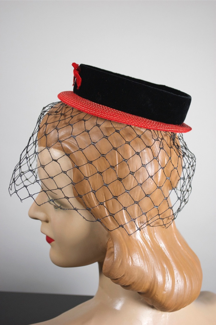 Black velvet red straw 1960s tiny top hat fascinator with veil display picture 3