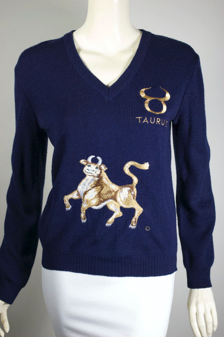Taurus astrological sign navy V-neck embroidered sweater 70s S-M