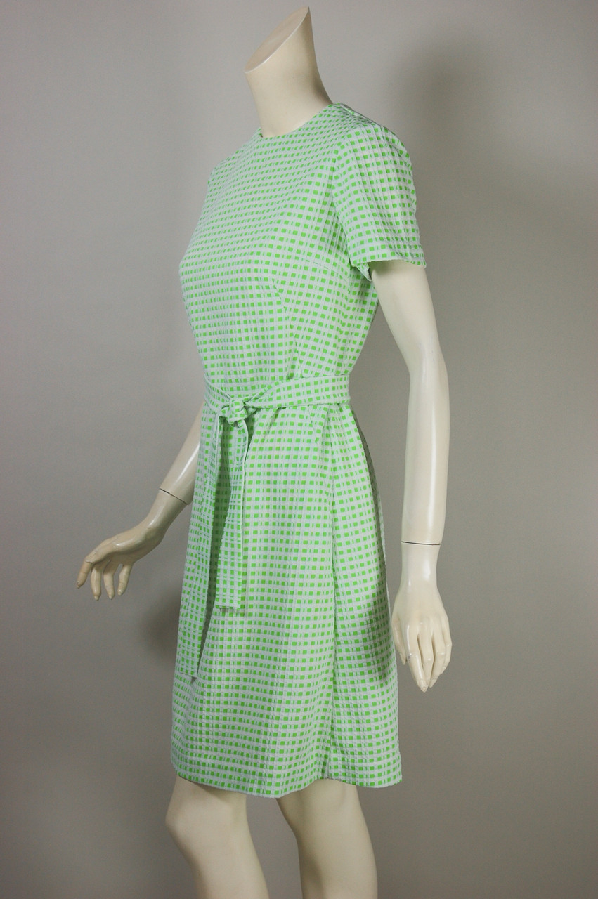 polyester knit dresses Green white squares textured polyester knit shift dress late 1960s 70s size  M