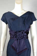 navy blue vintage cocktail dress hourglass wiggle 1950s 60s 36 bust 26 waist XS-S