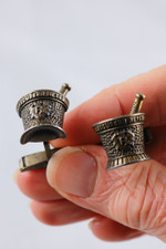 mortar and pestle pharmacist gift RX novelty design cufflinks 1950s 1960s midcentury menswear