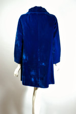 jewel-tone sapphire blue velvet coat 1960s evening jacket S-M 39 inch bust