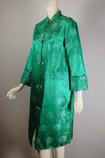 emerald green robe dressing gown 1960s vintage evening coat  loungewear size S 36 inch bust