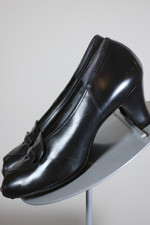 Chunky heeled 1940s 1950s womens shoes black leather peeptoe pumps size 8 8.5 narrow