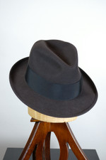 charcoal gray dark brown vintage fedora mens hat narrow brim center crease Dobbs size 7 1/8
