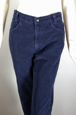 70s 80s Levi’s cords corduroy jeans white tab unisex 36 by 26 inches straight leg cropped length womens S