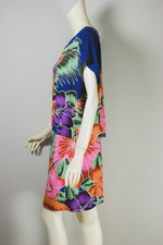 wide leg shorts and top set early 80s New Wave era loose fit tropical Hawaiian floral print rayon S-M