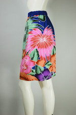 wide leg shorts and top set early 80s New Wave era loose fit tropical Hawaiian floral print rayon S-M