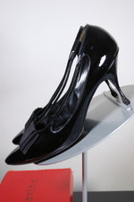 Herbert Levine early 1960s stiletto pumps black patent leather heels size 10B