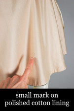 Gilded Age 1890s Victorian short cape capelet size XS-S ivory wool gold metallic couched embroidered paisley trim