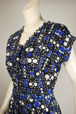 1950s cotton day dress full skirt black blue white dots print M 39 bust 30 inch waist