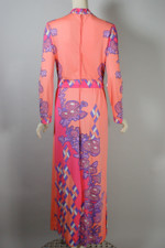 early 70s maxi dress Paganne op-art floral geometric print jersey pink purple size S M 36 to 40 inch bust