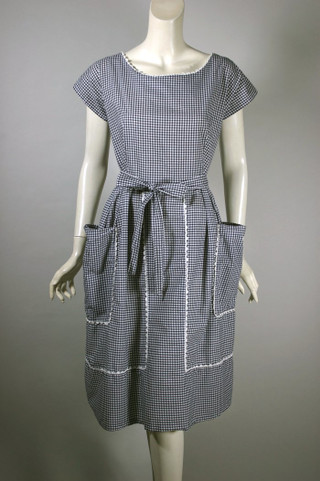 blue-black white gingham 1950s cotton dress M 30 inch waist