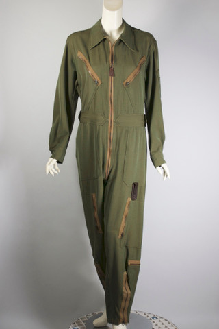 USAAF WWII flight suit L-1 olive drab gabardine size medium regular 38-40 USAAF WWII flight suit L-1 olive drab gabardine size medium regular 38-40