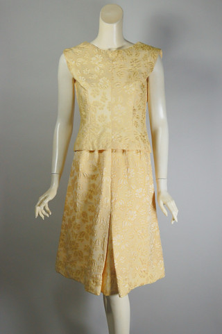 vintage designer Givenchy for Adele Simpson 1960s cocktail dress gold yellow silk brocade size XS 23 24 inch waist