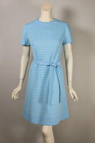 white blue aqua geometric textured dots 1960s 70s polyester shift mini dress size M
