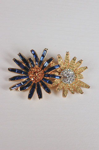 Marcel Boucher late 1950s rhinestone brooch starburst double daisy flower pin