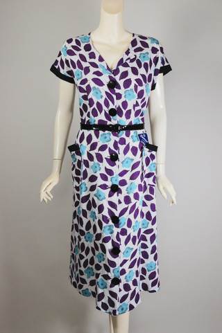 vintage 1940s 50s half-size dress deadstock size L petite purple white floral print 35 36 inch waist