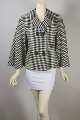 black white houndstooth suit jacket cape mod 1960s lightweight wool XS S