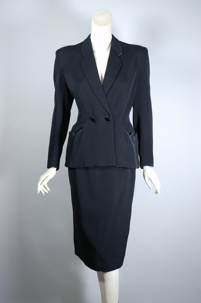 black wool gabardine ladies skirt suit early 1950s hourglass fit New Look size XS S 25 26 inch waist