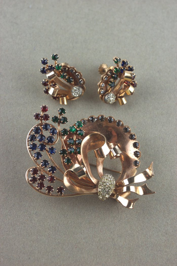 Charles Reis 1940s wreath ribbons rose gold 12K  gold-filled brooch set