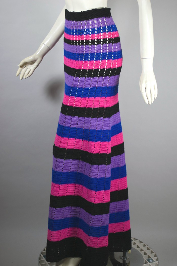 purple pink black stripes crochet maxi skirt 1970s wool knit 28 waist
