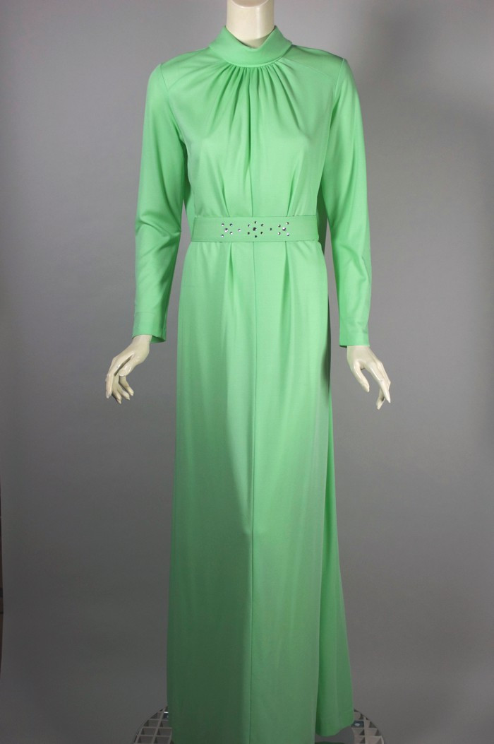 70s maxi caftan muumuu dress pastel mint green polyester jersey size M