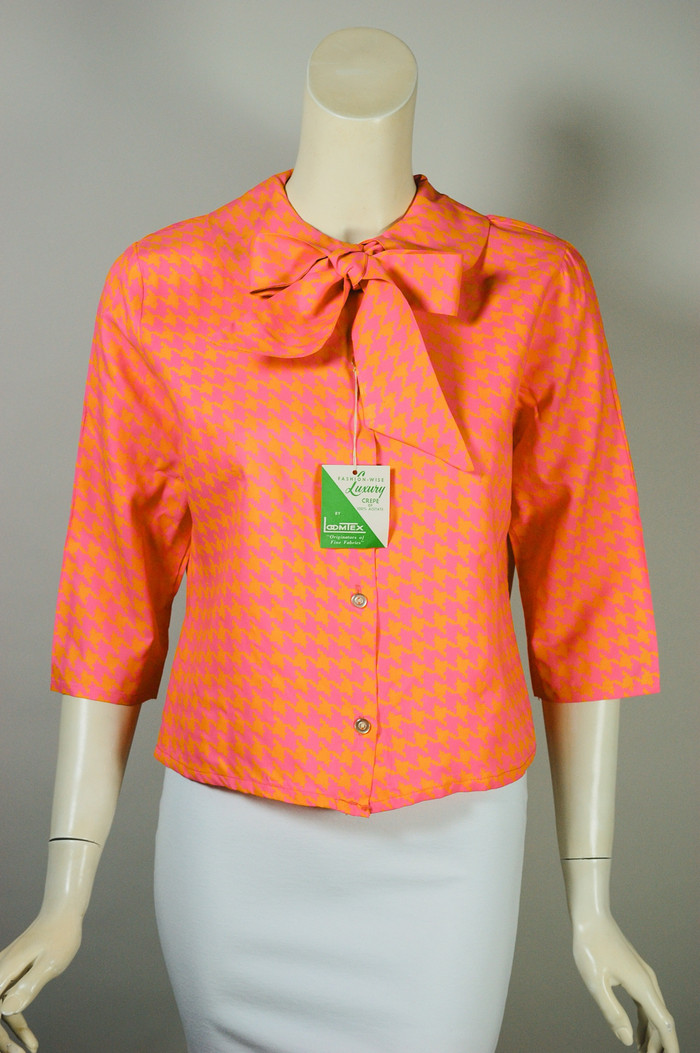 tie-neck blouse 1960s hot pink orange houndstooth mod print top never worn XS S size 36