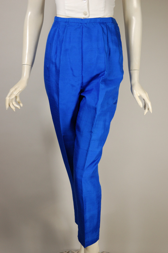 unworn 1960s blue silk shantung cigarette pant capri modern size small S 27 inch waist