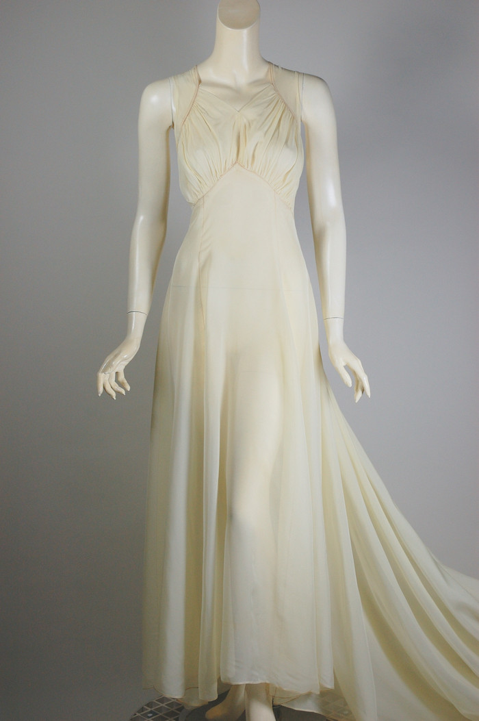true vintage wedding gown late 1930s sleeveless dress sheer cream ivory organza S M petite