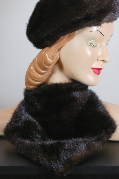 Darkest brown mink fur 1950s ascot winter scarf 1930s-style