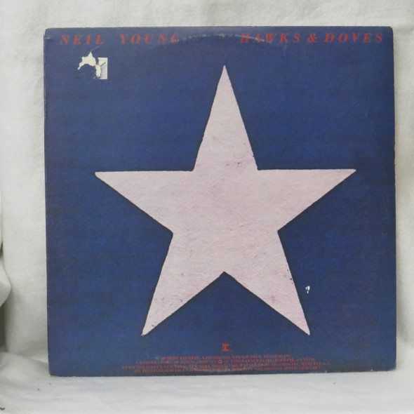 Neil Young - Hawks & Doves USED - Near Mint (NM) / Very Good Plus (VG+) Vinyl - LP, Album - Australia 1980 - HS 2297