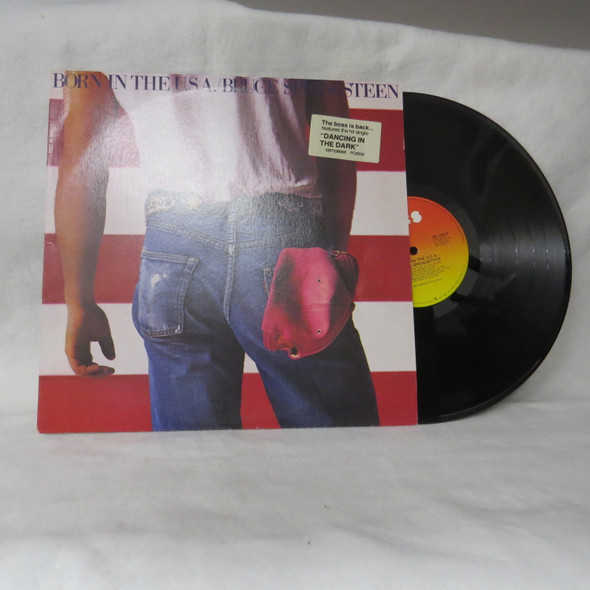 Bruce Springsteen - Born In The U.S.A. USED - Very Good Plus (VG+) / Very Good Plus (VG+) Vinyl - LP, Album, Stereo - Australia 1984 - SBP 238008